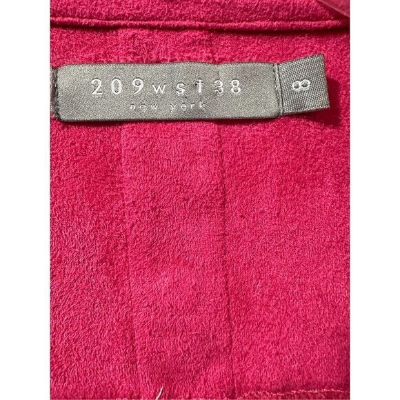 209 wst 38th women’s hot pink zip up jacket w/ button detail size 8 #34-0864 - Picture 5 of 5